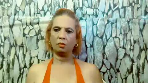 Snapshot of hot_queen58 chatting on 02-28-26, 11:33 hot queen online show from 02-28-26, 11:33