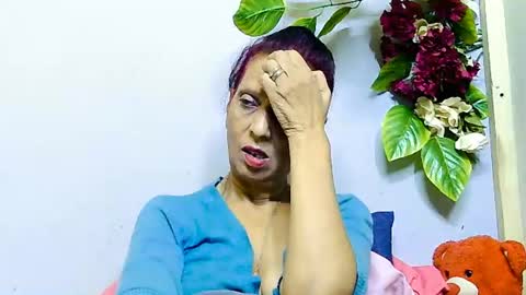 hot queen online show from 06-25-26, 05:12
