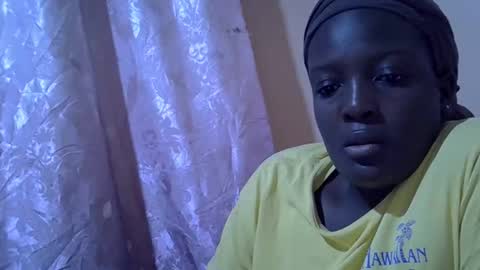 Snapshot of hot_raylah chatting on 02-01-26, 08:46 RAYLAH online show from 02-01-26, 08:46