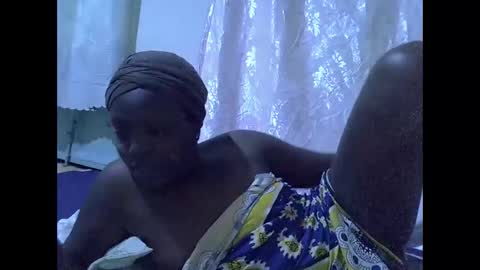 Snapshot of hot_raylah chatting on 02-08-26, 08:12 RAYLAH online show from 02-08-26, 08:12