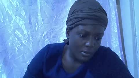 Snapshot of hot_raylah chatting on 04-02-26, 10:18 RAYLAH online show from 04-02-26, 10:18