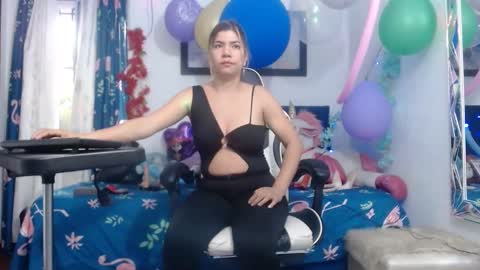hot sexy bunny online show from 01-23-25, 12:30