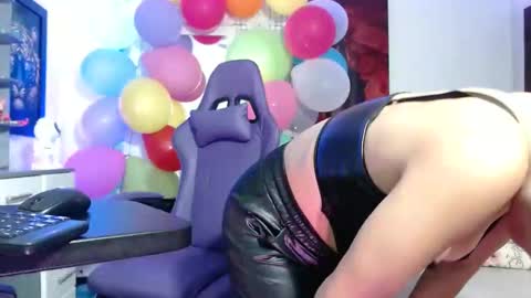 hot sexy bunny online show from 09-26-25, 01:15