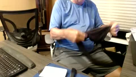 Snapshot of hot_sissyslut chatting on 06-30-26, 04:13 SissySlutBitch online show from 06-30-26, 04:13