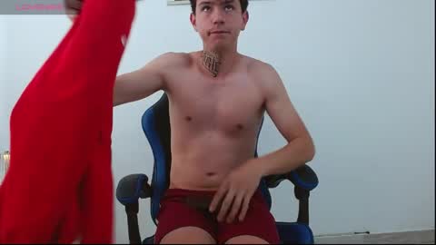 Snapshot of hot_teo1 chatting on 05-31-26, 01:18 M A T E O online show from 05-31-26, 01:18