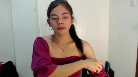 Yanna online show from 04-29-26, 07:56