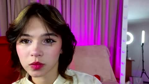 Snapshot of hotary_yuko chatting on 02-15-25, 11:28 Hotary online show from 02-15-25, 11:28