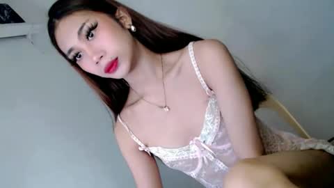 Snapshot of hotasian2345 chatting on 02-10-26, 09:57 hotasian2345 online show from 02-10-26, 09:57