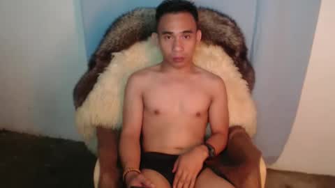 hotasianguyxxx online show from 12-01-25, 06:24