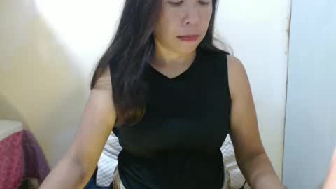 hotasianyue69 online show from 12-03-25, 03:43