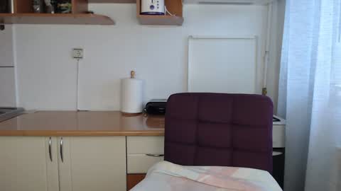Snapshot of hotass01 chatting on 12-29-24, 11:29 Anie online show from 12-29-24, 11:29
