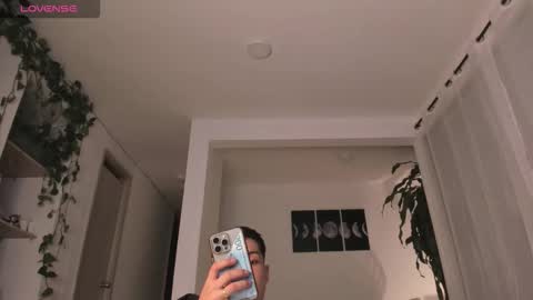 Andrew xdres08 online show from 11-09-25, 12:09