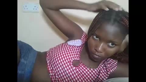 love online show from 09-08-25, 03:11