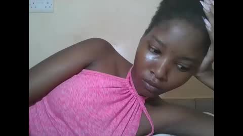 Snapshot of hotbabbee chatting on 02-02-26, 05:06 love online show from 02-02-26, 05:06