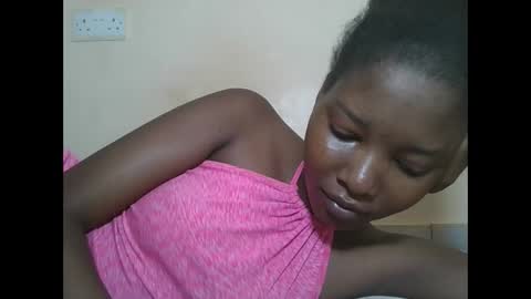 Snapshot of hotbabbee chatting on 02-03-26, 04:43 love online show from 02-03-26, 04:43