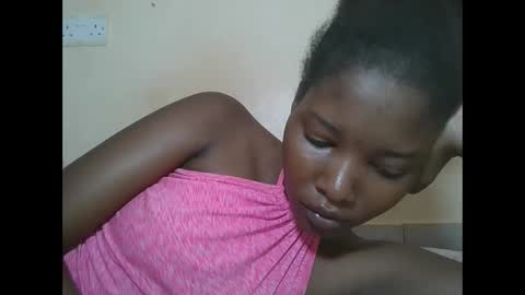 Snapshot of hotbabbee chatting on 02-03-26, 06:22 love online show from 02-03-26, 06:22