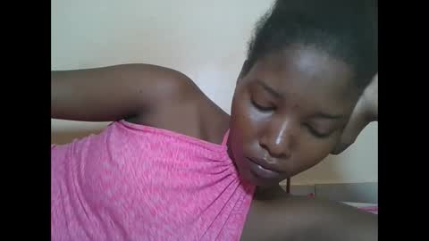 Snapshot of hotbabbee chatting on 02-03-26, 06:40 love online show from 02-03-26, 06:40