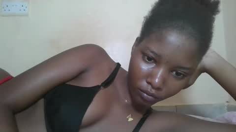 Snapshot of hotbabbee chatting on 02-04-26, 11:05 love online show from 02-04-26, 11:05