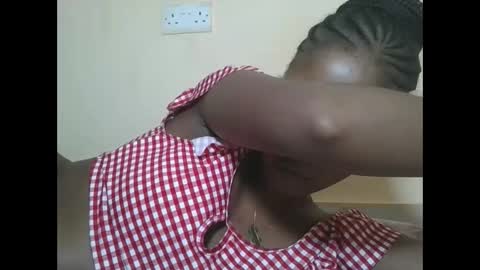 Snapshot of hotbabbee chatting on 02-21-26, 08:10 love online show from 02-21-26, 08:10