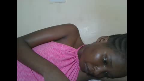 Snapshot of hotbabbee chatting on 02-25-26, 05:22 love online show from 02-25-26, 05:22