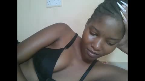 Snapshot of hotbabbee chatting on 03-02-26, 05:08 love online show from 03-02-26, 05:08