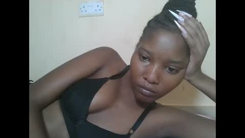 Snapshot of hotbabbee chatting on 03-02-26, 07:15 love online show from 03-02-26, 07:15