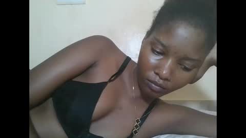 Snapshot of hotbabbee chatting on 03-06-26, 04:25 love online show from 03-06-26, 04:25