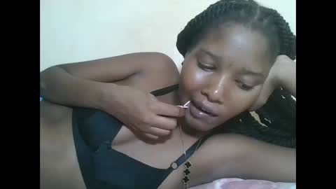 Snapshot of hotbabbee chatting on 03-14-26, 03:50 love online show from 03-14-26, 03:50