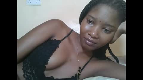 Snapshot of hotbabbee chatting on 03-16-26, 07:12 love online show from 03-16-26, 07:12