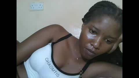 Snapshot of hotbabbee chatting on 03-17-26, 08:23 love online show from 03-17-26, 08:23