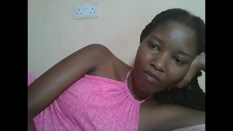 Snapshot of hotbabbee chatting on 03-24-26, 06:40 love online show from 03-24-26, 06:40