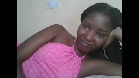 Snapshot of hotbabbee chatting on 03-25-26, 07:14 love online show from 03-25-26, 07:14