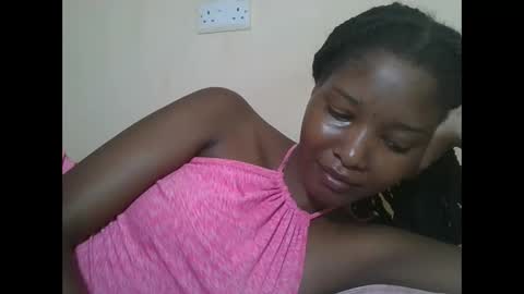 Snapshot of hotbabbee chatting on 03-26-26, 07:25 love online show from 03-26-26, 07:25