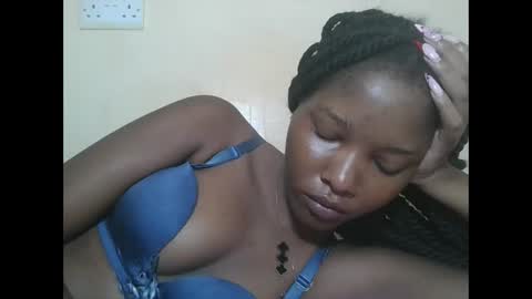 Snapshot of hotbabbee chatting on 04-02-26, 07:00 love online show from 04-02-26, 07:00