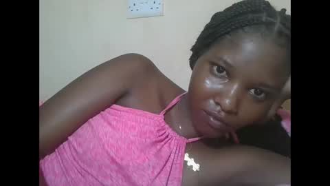 Snapshot of hotbabbee chatting on 04-07-26, 12:22 love online show from 04-07-26, 12:22