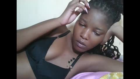 Snapshot of hotbabbee chatting on 04-09-26, 10:26 love online show from 04-09-26, 10:26