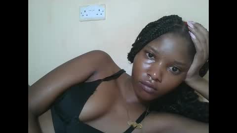 Snapshot of hotbabbee chatting on 04-14-26, 01:55 love online show from 04-14-26, 01:55