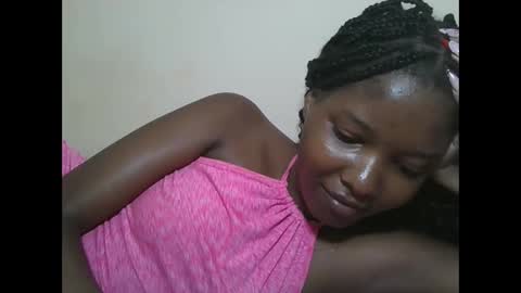 Snapshot of hotbabbee chatting on 04-15-26, 12:01 love online show from 04-15-26, 12:01