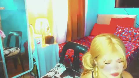 Snapshot of hotbabe_tanya chatting on 01-05-25, 05:30 T A N Y A online show from 01-05-25, 05:30