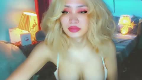 Snapshot of hotbabe_tanya chatting on 03-03-25, 12:48 T A N Y A online show from 03-03-25, 12:48