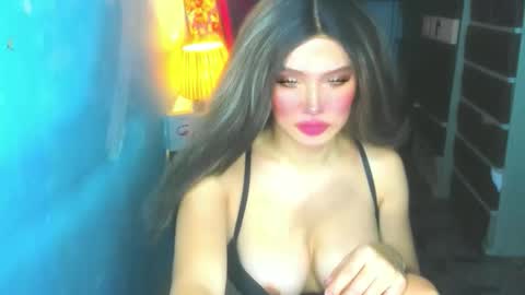 Snapshot of hotbabe_tanya chatting on 05-15-26, 03:02 T A N Y A online show from 05-15-26, 03:02