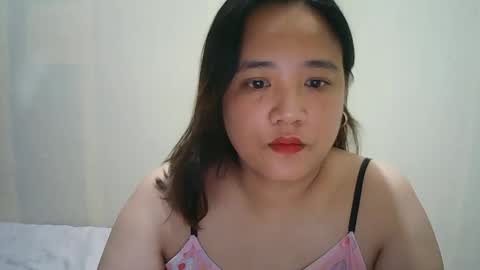 Snapshot of hotbabymomma chatting on 02-10-25, 02:52 Lynn online show from 02-10-25, 02:52