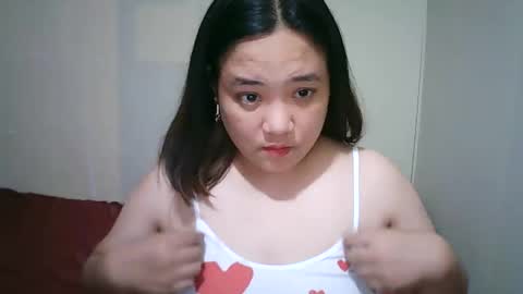 Snapshot of hotbabymomma chatting on 02-14-25, 05:30 Lynn online show from 02-14-25, 05:30