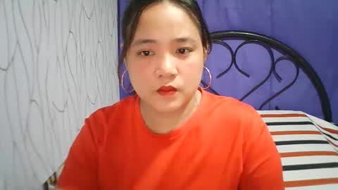 Snapshot of hotbabymomma chatting on 03-10-25, 01:34 Lynn online show from 03-10-25, 01:34