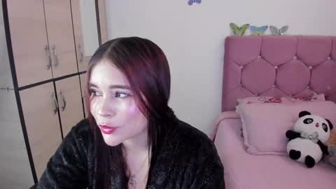 Snapshot of hotbbcwife chatting on 02-26-25, 07:05 lesly and ander online show from 02-26-25, 07:05