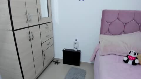 Snapshot of hotbbcwife chatting on 03-09-25, 11:14 lesly and ander online show from 03-09-25, 11:14