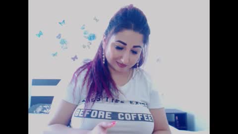 Snapshot of hotboobsmaya chatting on 01-29-25, 11:51 hotboobsmaya online show from 01-29-25, 11:51