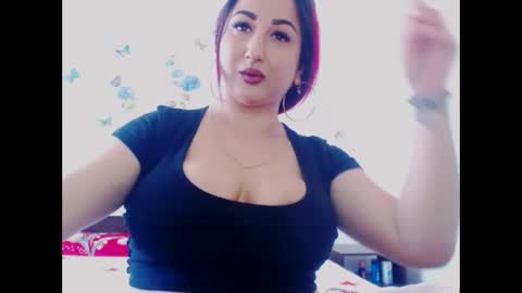 Snapshot of hotboobsmaya chatting on 03-10-25, 09:32 hotboobsmaya online show from 03-10-25, 09:32