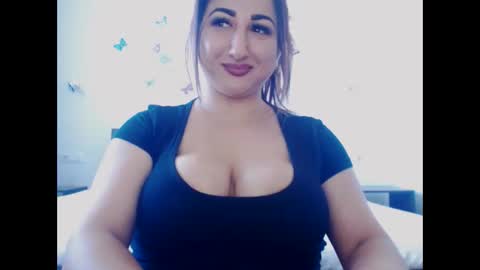 Snapshot of hotboobsmaya chatting on 09-22-25, 08:38 hotboobsmaya online show from 09-22-25, 08:38