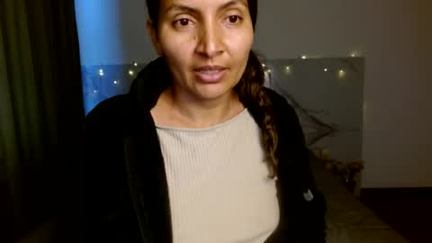 Snapshot of hotboyhunter02 chatting on 08-06-26, 10:44 Anai wiss online show from 08-06-26, 10:44